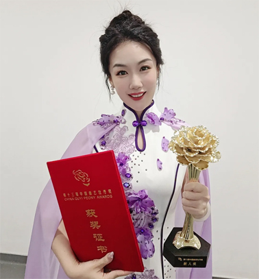 以“非遺”傳唱“非遺” ！梧州粵曲演員鐘杏沂摘“牡丹”